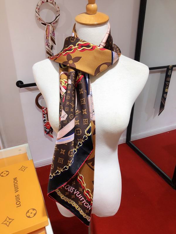 LV silk scarf 90X90cm E36 (4)
